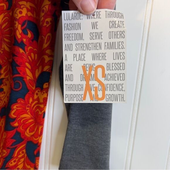 Nwt Medium Lularoe Randy unisex jersey top, xs - Picture 9 of 11